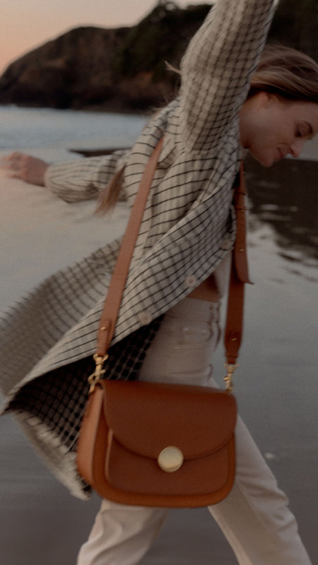 Gatta Stylish Camera Bag For Women  Photography Fall Sale 