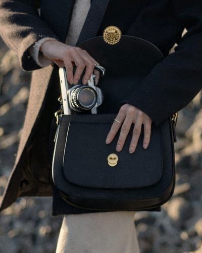 Jackie Noir Stylish Camera Bag For Women – GATTA