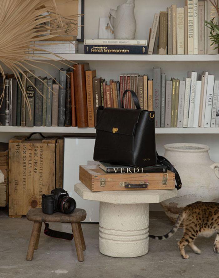 Audrey Noir Women Leather Laptop Camera Bag